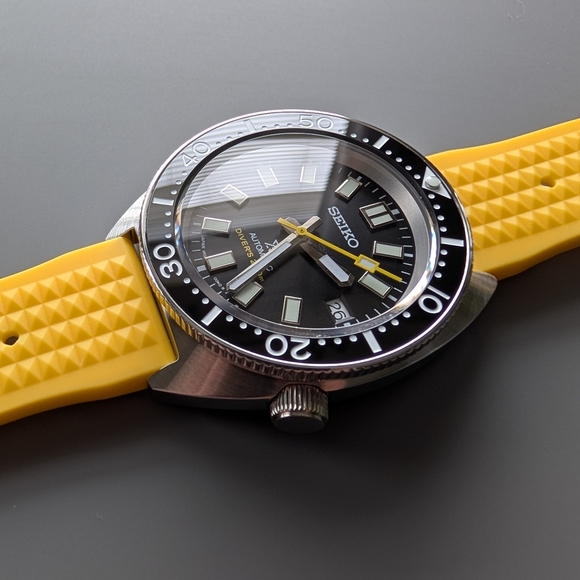Seiko Custom Slim Turtle Automatic Watch - Picture 3 of 6